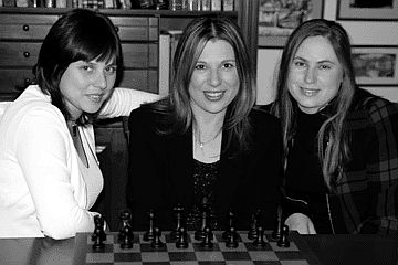 Las hermanas Polgr: Sofia (Maestro Internacional), Judit (Gran Maestro) y Zsuzsa (Gran Maestro)